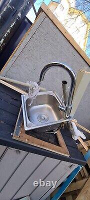 Small Kitchen Sink With Retractable Tap