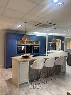 Stunning Painted Shaker Ex-display kitchen with Neff Appliances & hot Tap