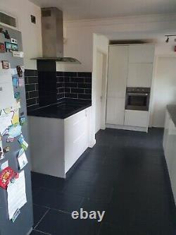 Used kitchen units and appliances in good condition